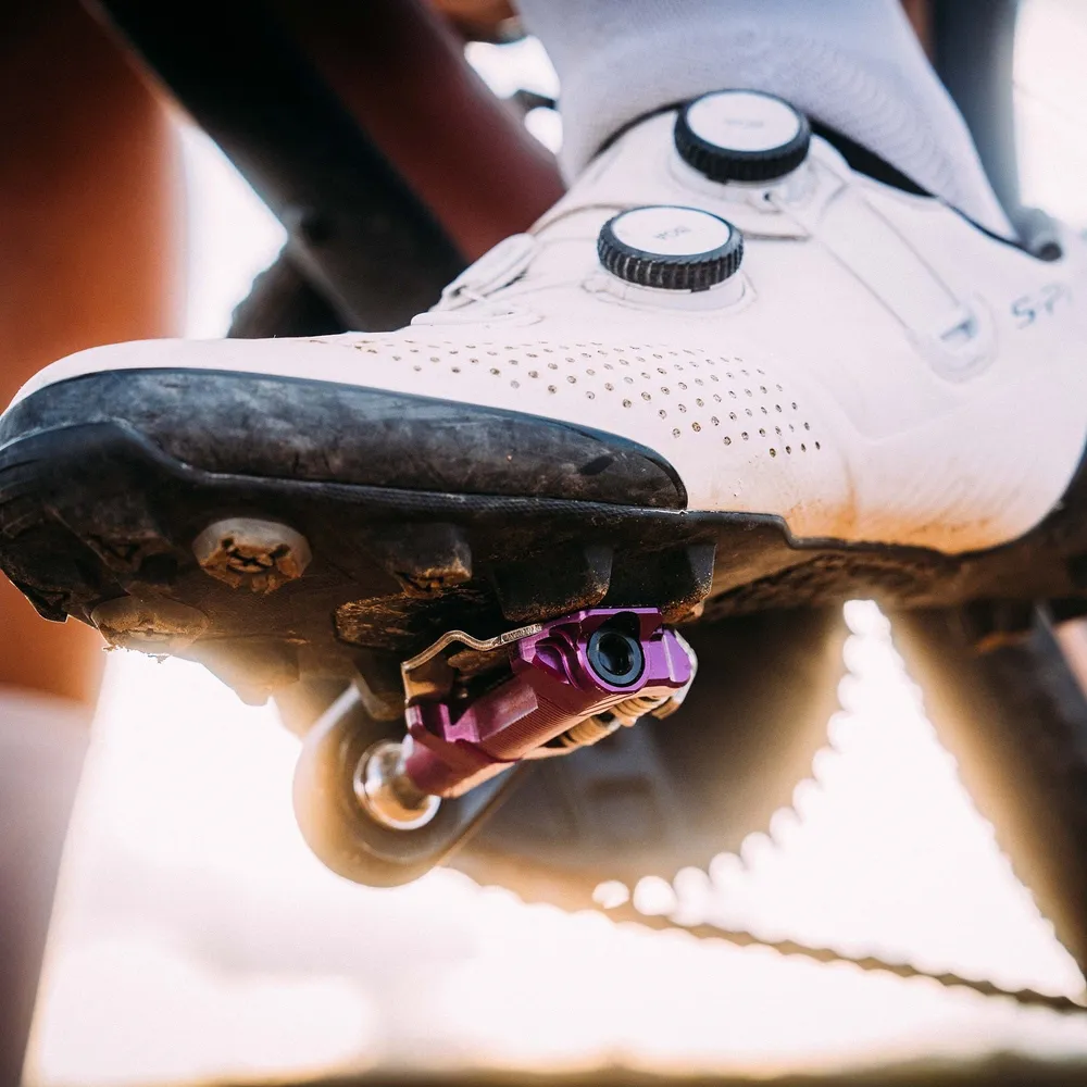 Fioletowe pedały zatrzaskowe WOLF TOOTH DEL GRAVEL RACE