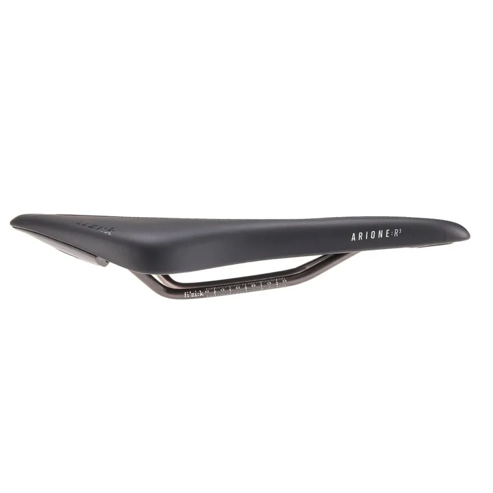 FIZIK ARIONE R3 OPEN REGULAR Siodełko Kium Rails Black