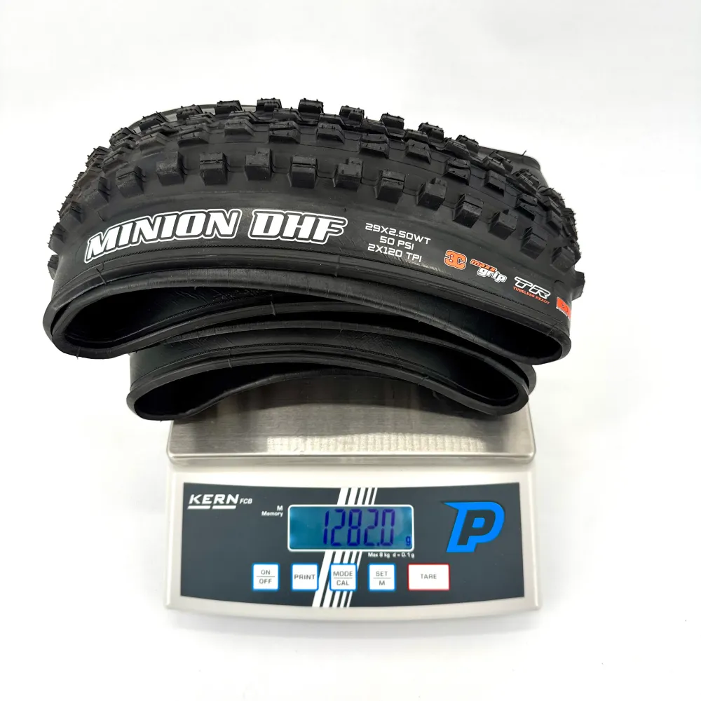 MAXXIS MINION DHF 29x2.50 WT Double Down 3C MaxxGrip Tubeless Ready Miękka opona w kolorze czarnym