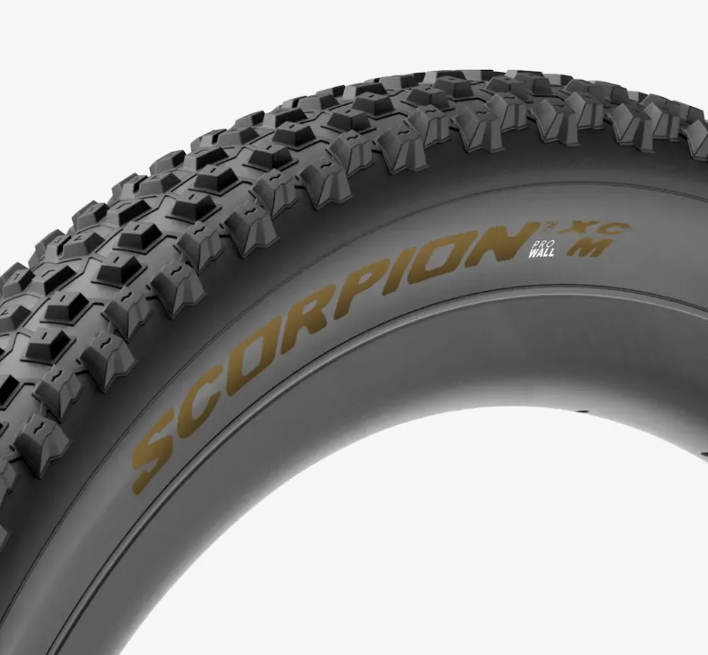 Opona PIRELLI SCORPION XC M 29x2.4 ProWall Tubeless Ready Soft Black/Gold 4354400