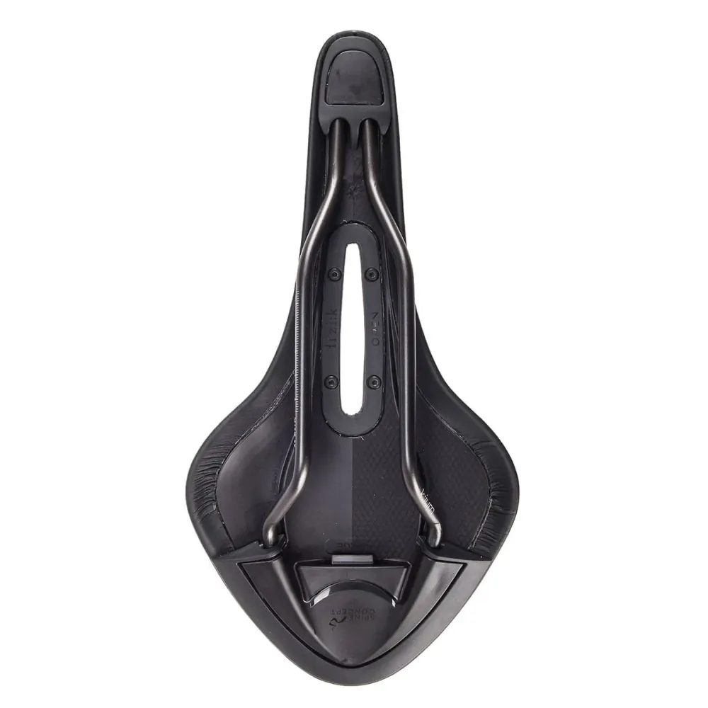 Siodełko FIZIK ARIONE R3 OPEN LARGE Szyny Kium Black