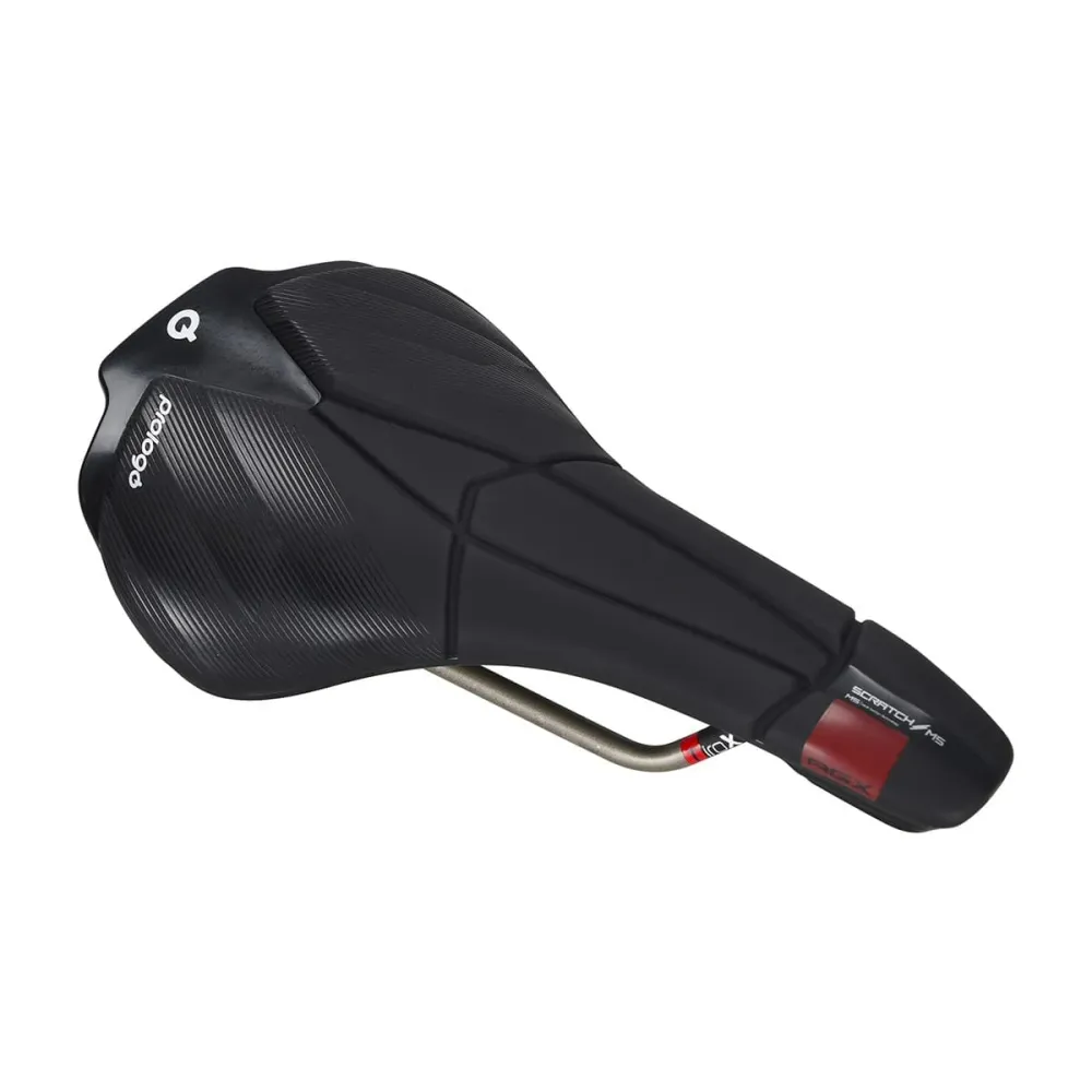 Siodło karbonowe PROLOGO SCRATCH M5 AGX RAILS o szerokości 140 mm, czarne